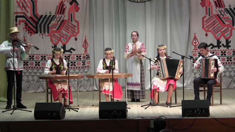 Інструментальны ансамбль "журавінка" шаркаўшчынская дшм кіраўнік м э касцюк