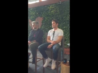Q&a zac efron on periscope