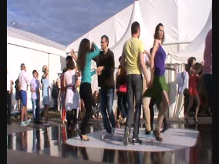 Бн jj девушки