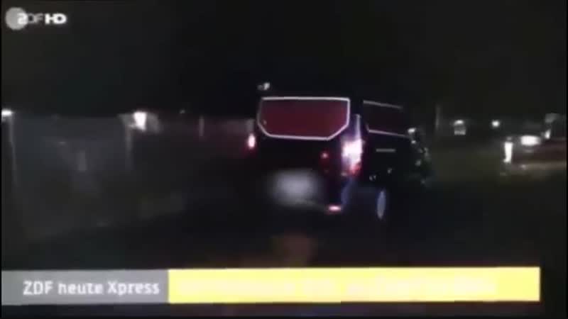 Blonder deutscher sticht auf 3 frauen ein nürnberg detleff artist