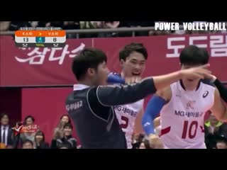 Volleyball referees skills crazy moments (hd)