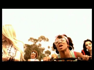 Avril lavigne girlfriend (feat lil mama) (720) hd