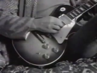 Nazareth hang on to a dream (music video)