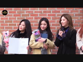 190107 loona @ «hansung girls' high school graduation ceremony»