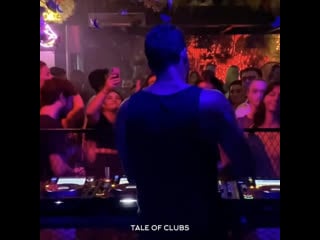 Lehar plays 'upside down' @ mason bar