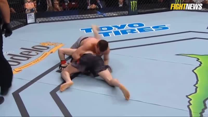 Боец ufc нокаутировал сам себя, боец ufc сломал руку, боец ufc вошел в зал славы