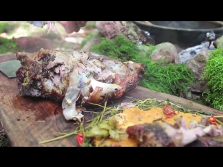 Лучшее жаркое из баранины! slowcooked в лесу best lamb roast ever! slowcooked in the forest