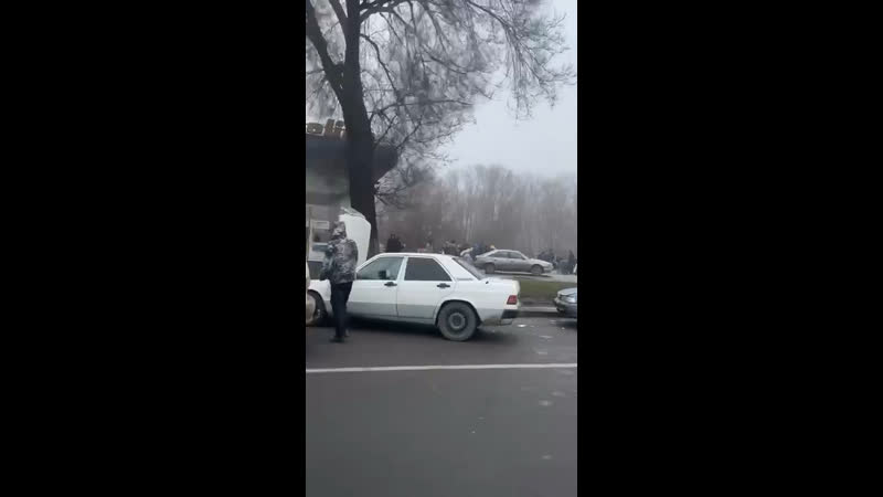 Мародёры в казахстане грабят не только азс