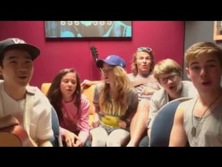 👆are you ready to rock this week!?!? #sundayfunday comin at ya from the rehearsal studio w/ @nickelodeon #schoolofrock cast! (@j