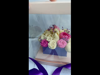 Великолепные коробочки с шокодадными цветами от 1400р