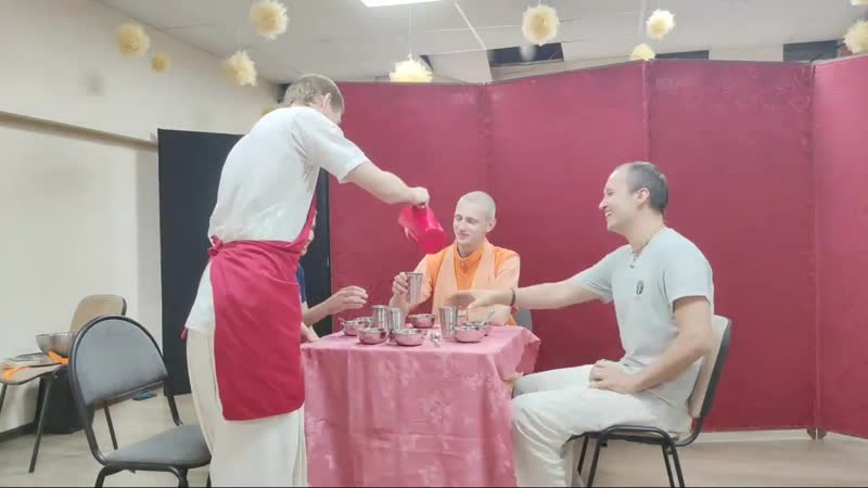 Пьеса "один день из жизни бхакти ананта кришны госвами" на его вьяса пуджу, москва