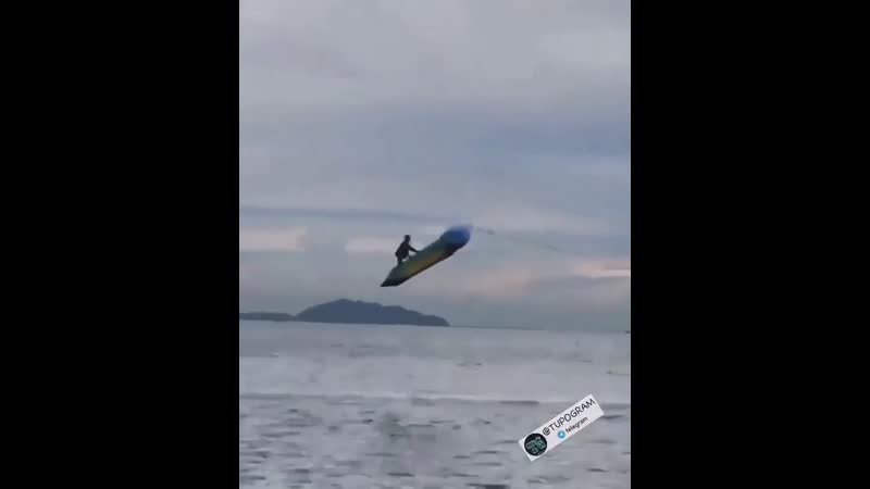 Чел полетел)))