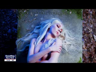 Taylor momsen talks about new single (fox5 interview)