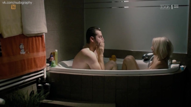 Джоанна пежак орлеанска (joanna pierzak orleanska) голая в фильме "качели" (hustawka, 2010, томаш леович)