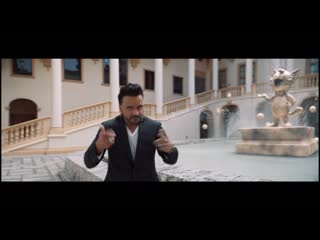 Mc blitzy feat luis fonsi & nicole scherzinger she's bingo (official video)