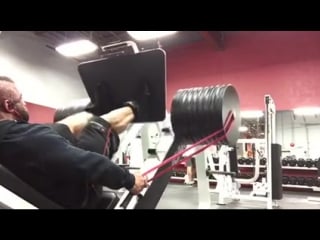 Fouad abiad leg presses