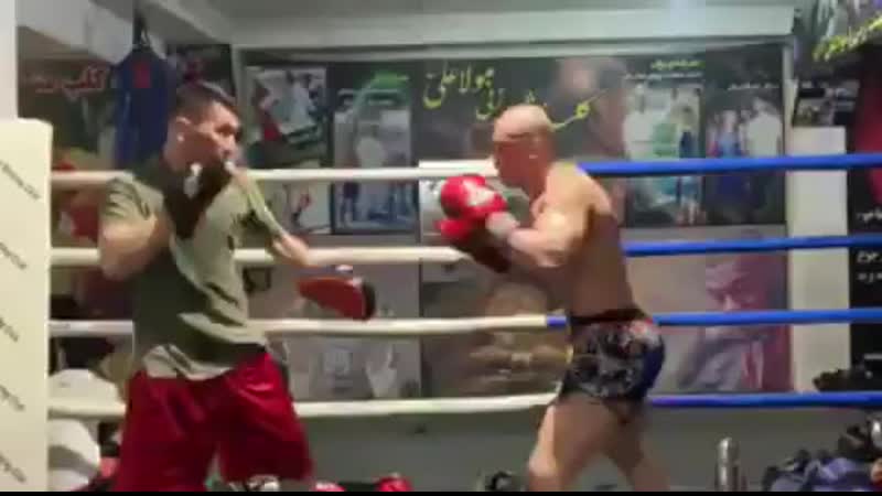 Баз мохаммад мубариз боксёрская тренироа