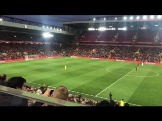 Absolutely class from lfc fans to welcome loris karius