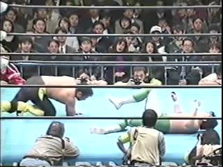 Mitsuharu misawa [c] vs toshiaki kawada