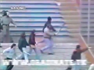 Genoa milan 29 01 1995 incidenti riot ultras genoani scontri (1)