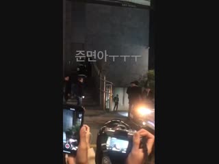 181031 suho arriving at smtown halloween party