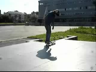 Fakie 540 bigspin flip