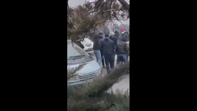 Раздача оружия майданутым в алма ате