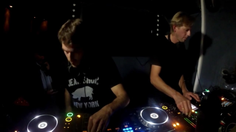 Groove armada & riva starr dj mag live set b2b