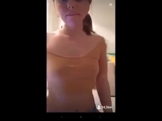 Girls (18 Years Old) Piss 