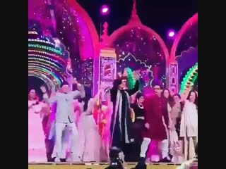 @iamsrk and @aamir khan shake a leg together at ishaambani and anandpiramal’s pre wedding celebrations