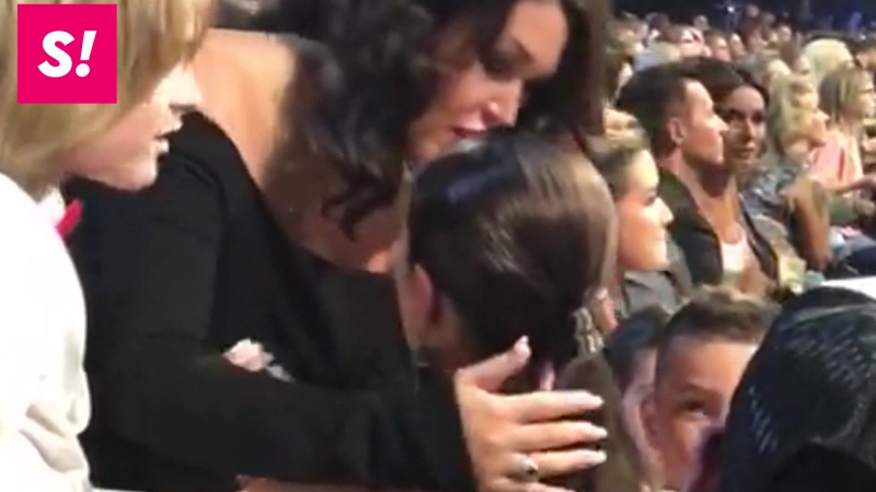 Ольга бузова расплакалась на премии муз тв, проиграв в номинации "прорыв года"