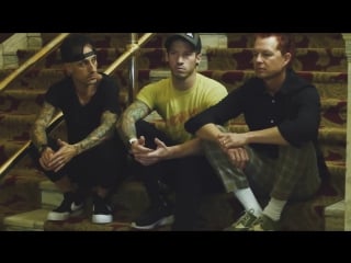 Behind the scenes at 2017 apma’s with josh dun, frank zummo and adrian young rus