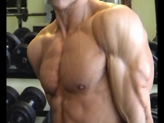 Tony montalbano posing a week before the worlds 2003