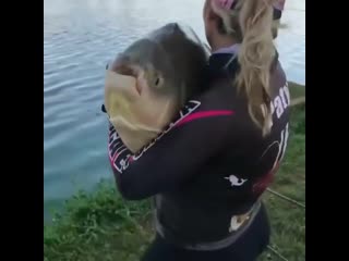 Поймала телёнка