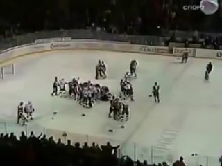Самые жестокие драки в хоккее the best cruel fights in hoccey[1]