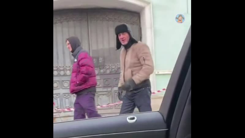 Напугали бедных мужиков