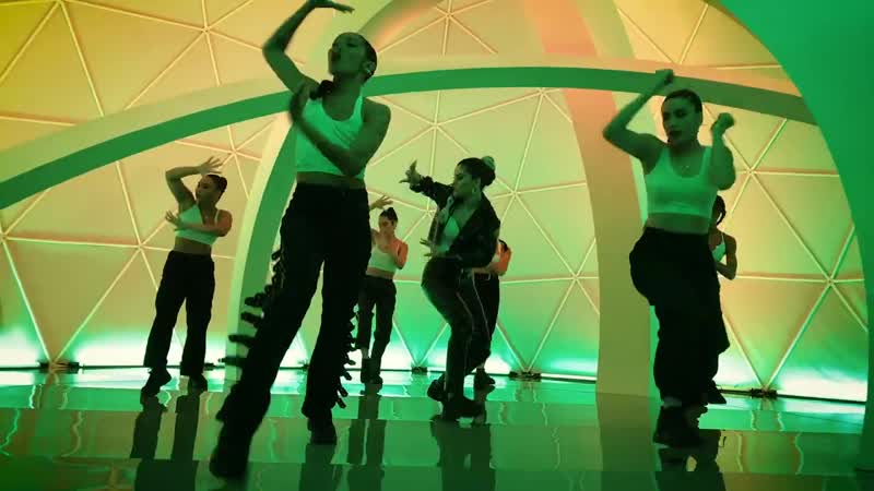 Selena gomez look at her now selen sele sel se s gome gom go g loo lo l a h he n no