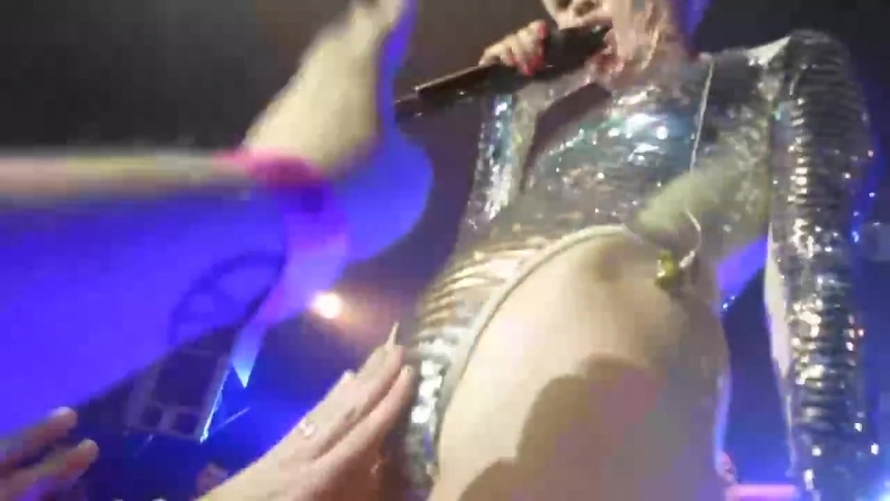 Miley cyrus - Порно видео найдено на altaifish.ru