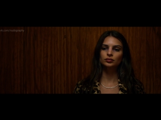 Эмили ратаковски (emily ratajkowski) в фильме "невидимка" (in darkness, 2018, энтони бирн) 1080p голая? декольте