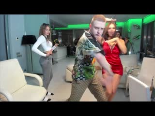 Mellstroy флексит на стриме🎶🕺 mellstroy девушки со стримов