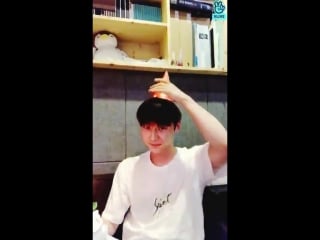 The company staffs surprised minhyun with a cake while doing his birthday! im touched yet