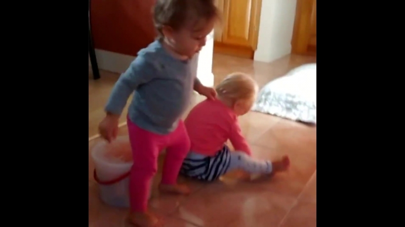 Братики и сестрички)))))