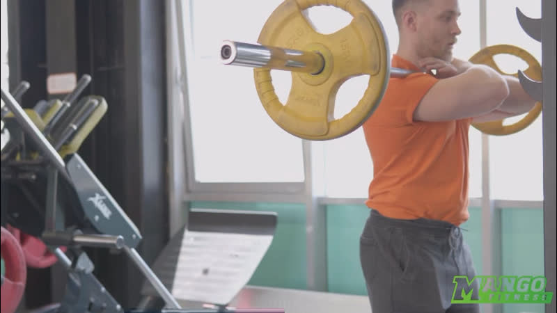 Фронтальный присед со штангой