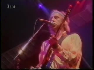 Dire straits live in france at the arenes de nimes (nimes) on every street