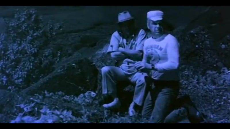 К/ф "спортлото 82" степан открывает консервы (отрывок)