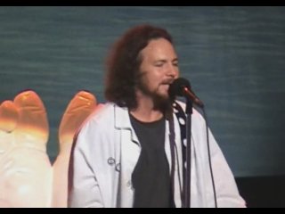 Eddie vedder hard sun (live)