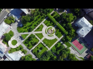 Взлет над садом имени баумана московским солнечным днём rise above the garden named after bauman, moscow, sunny day #москва #