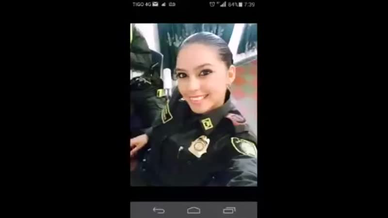 По утрам я работаю в полиции а ночью порно