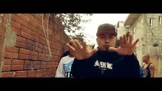 Con placa sin ser chota