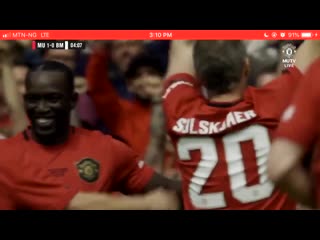 What a goal, classic man united scoles still got it !!! cole still !!! becks still !!! yorke still !! and definitely sol